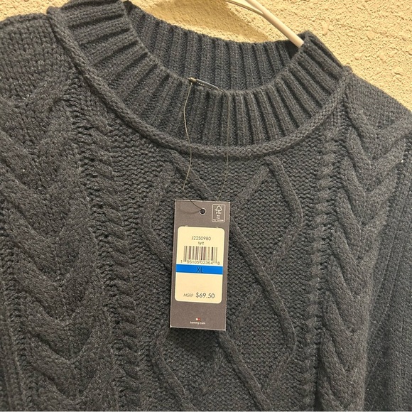 Tommy Hilfiger Navy Knit Sweater NWT XL - Picture 2 of 5